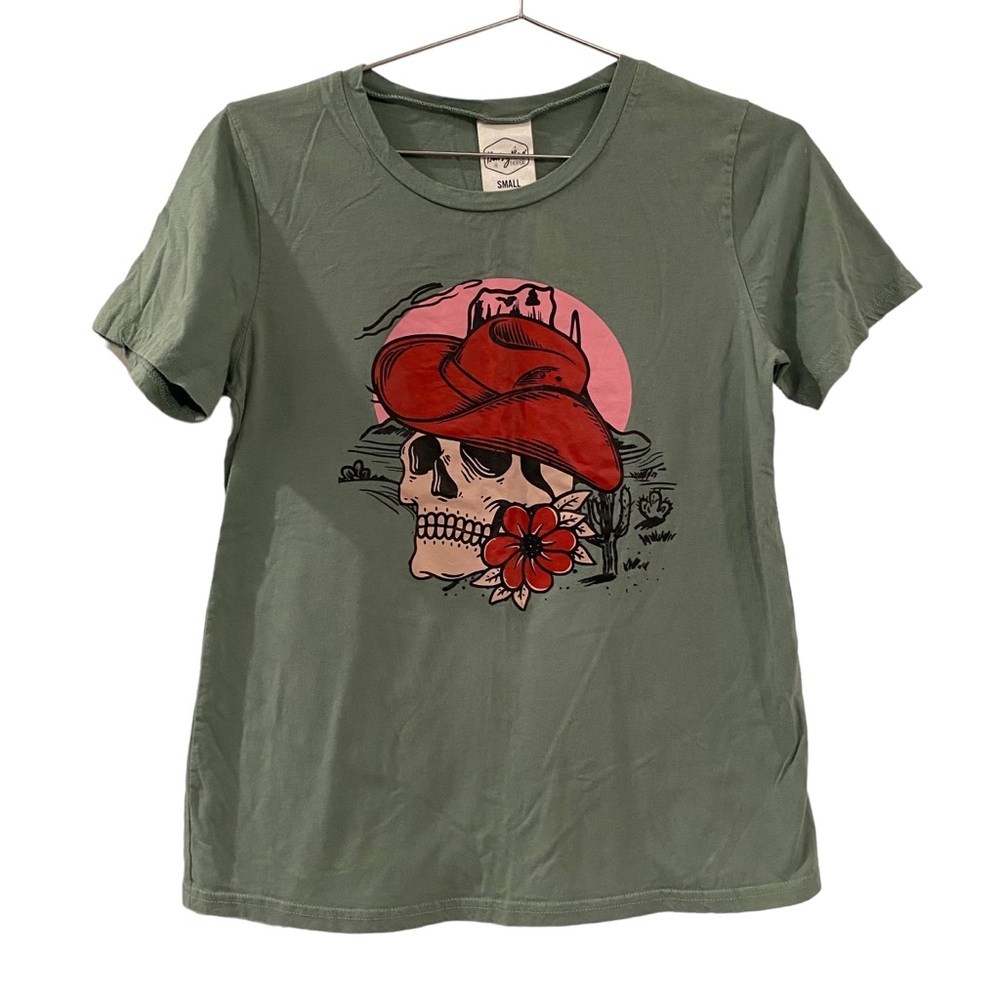 Daisy Rae Everyday Boutique Country Western Skull Desert Flower Tee